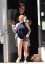 Ariel-Winter---grabs-a-smoothie-in-white-yoga-shorts-18.jpg